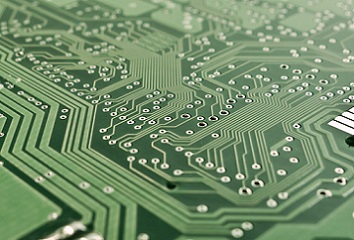 estudia ingenier�a el�ctrica