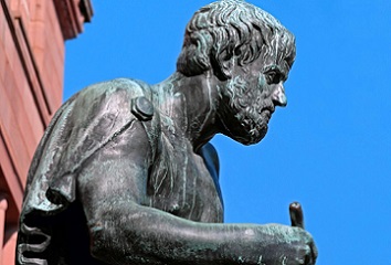 estudia filosof�a