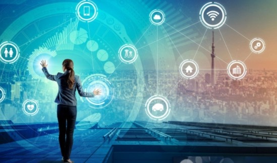 dise�ar e instalar equipo de telecomunicaciones